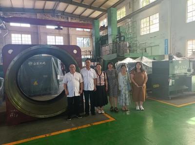 百名教師訪百企 國際經濟與貿易專業教師深入微電機及電機制造企業調研學習