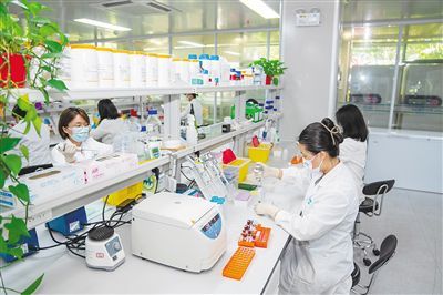 搶招商 拼出千億級園區